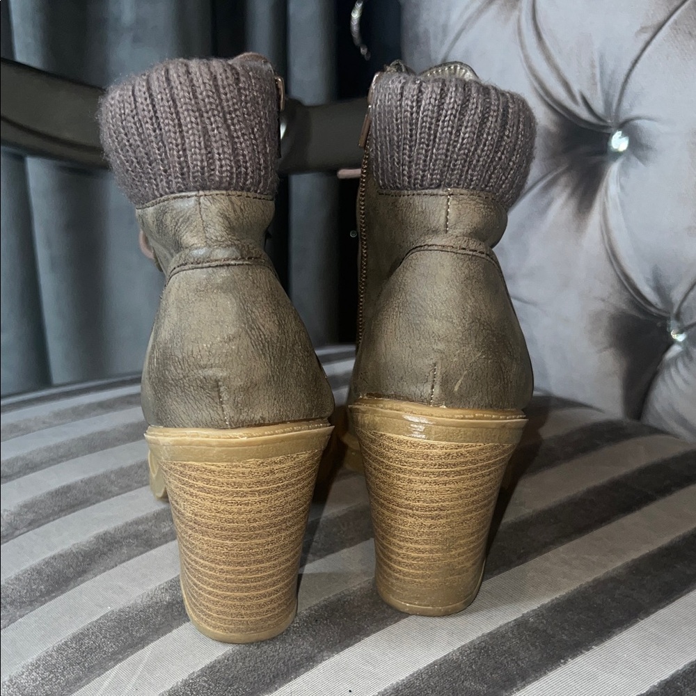 🧸 Cozy Chic: Mudd Knit-Trim Tassel Ankle Boots 🧸 - Picture 6 of 6